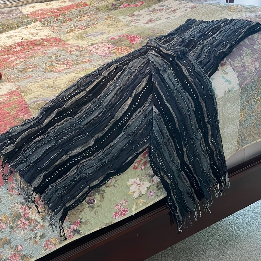 Beautiful wrap/scarf